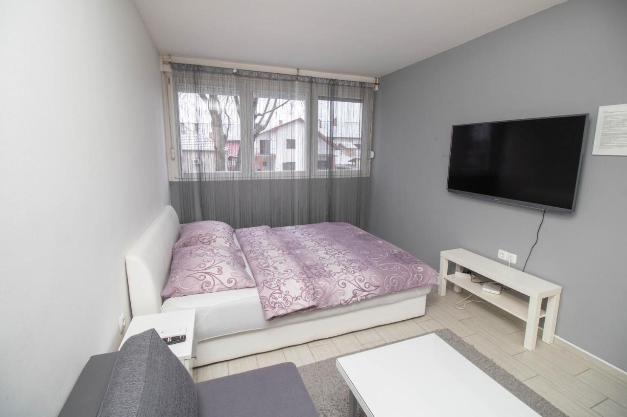 Apartment Sven ヴィンコヴツィ エクステリア 写真